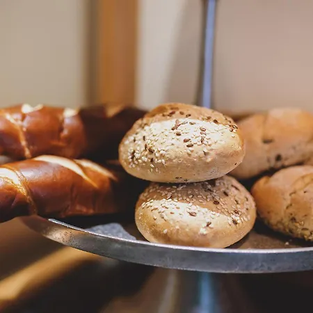 Апартаменты Haus Katharina Бад Хофгаштайн